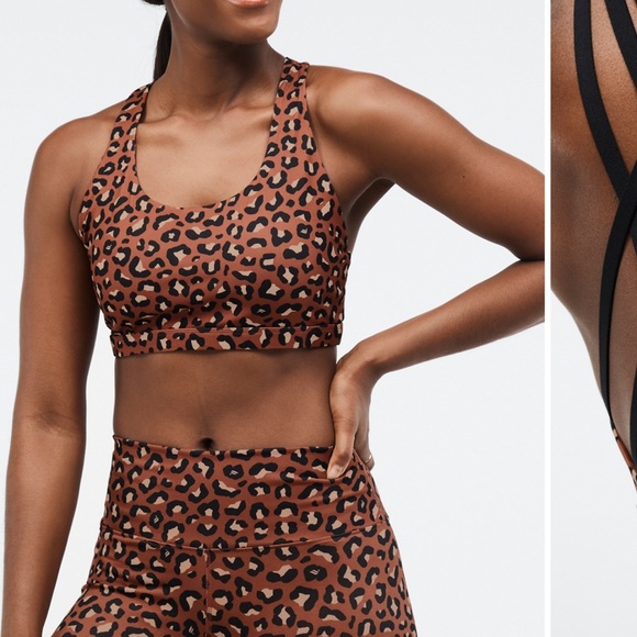 ✨ Fabletics Leopard Matching Workout Set - Picture 7 of 12